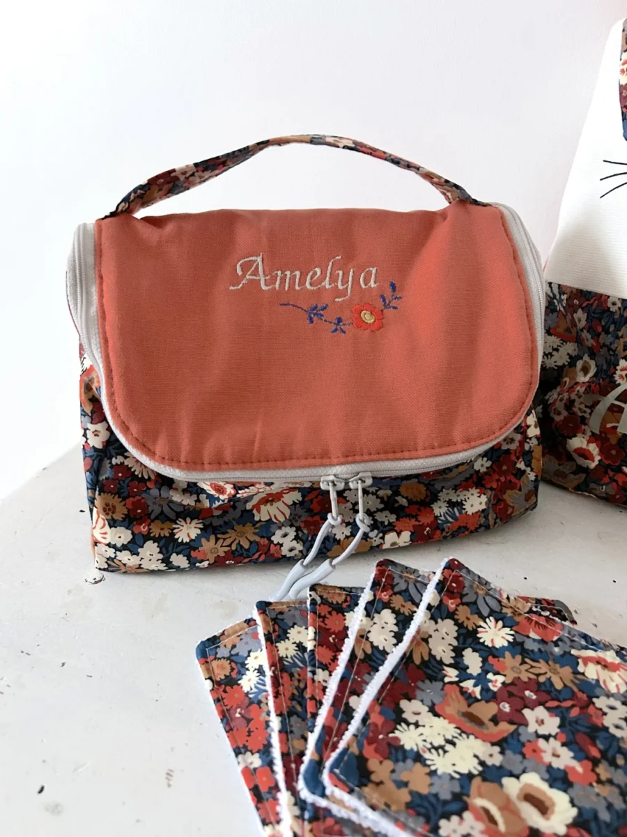 Vanity liberty personnalisé de son prénom en broderie