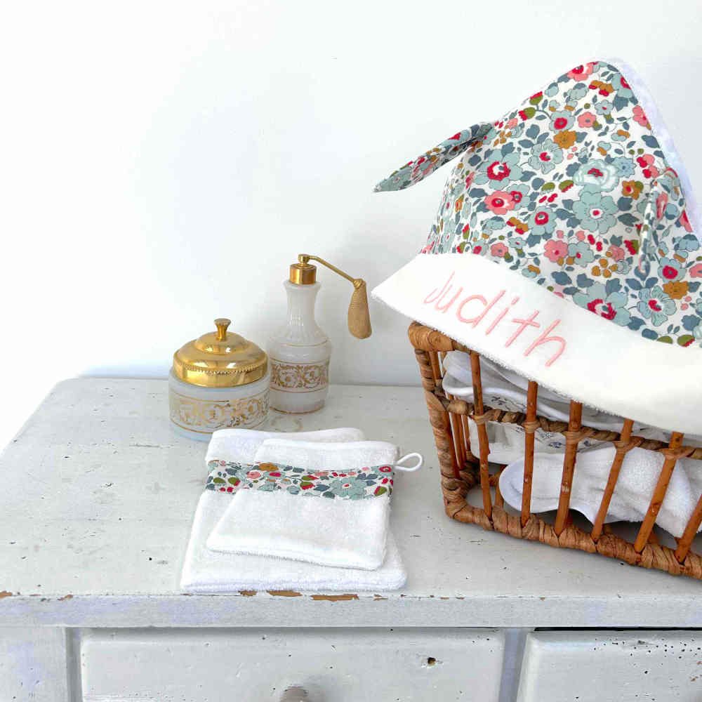 Cape de bain bébé liberty besty porcelaine