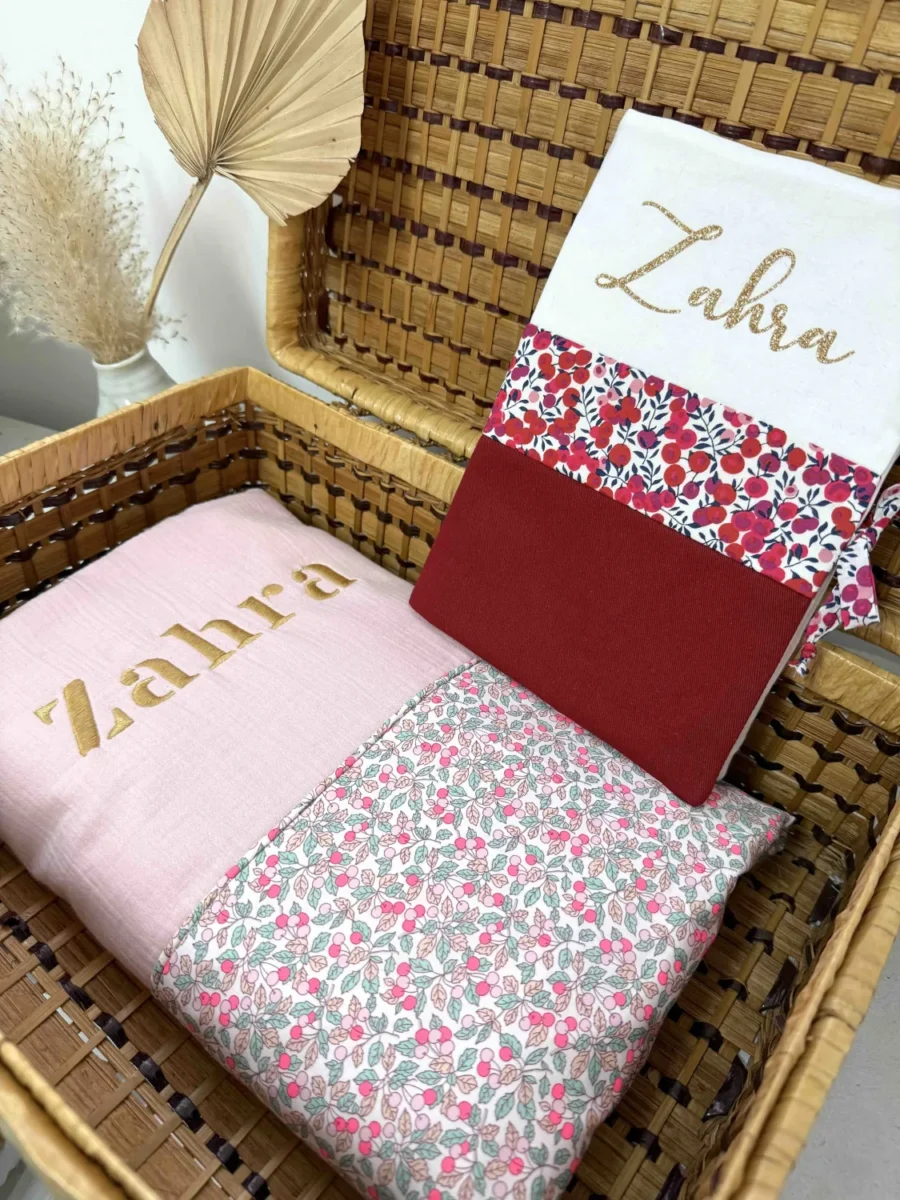 Protège carnet de santé personnalisé et sa couverture naissance