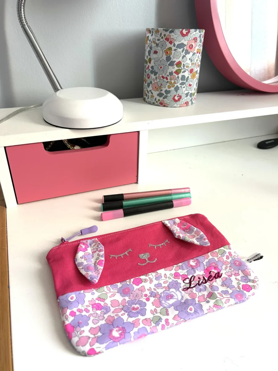 Trousse personnalisée enfant design lapin