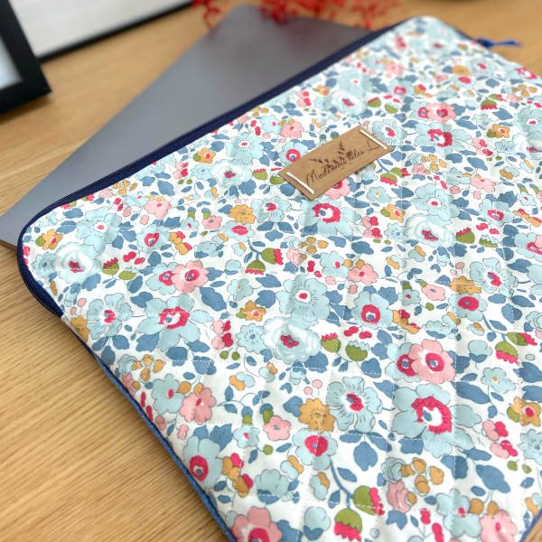 Pochette multimédia liberty