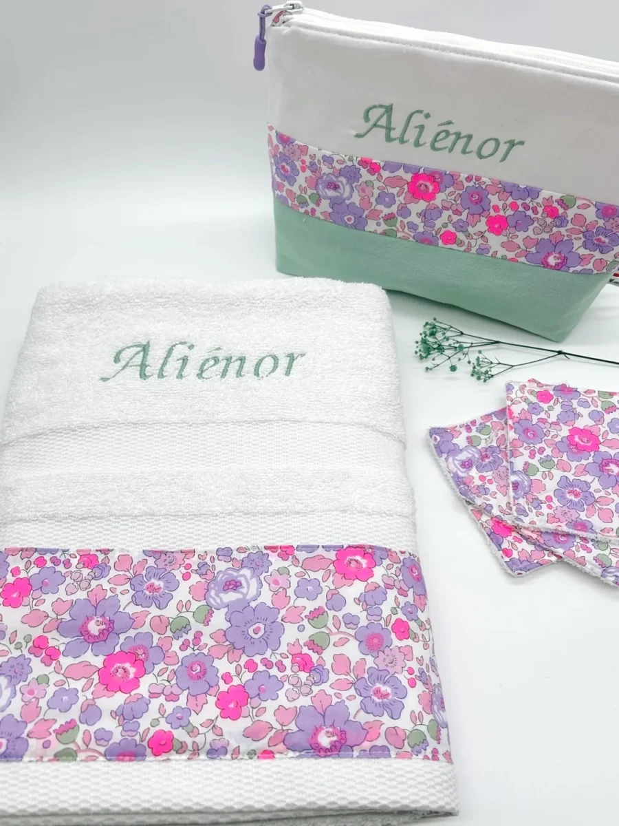 Coffret bain personnalisé prénom brodé