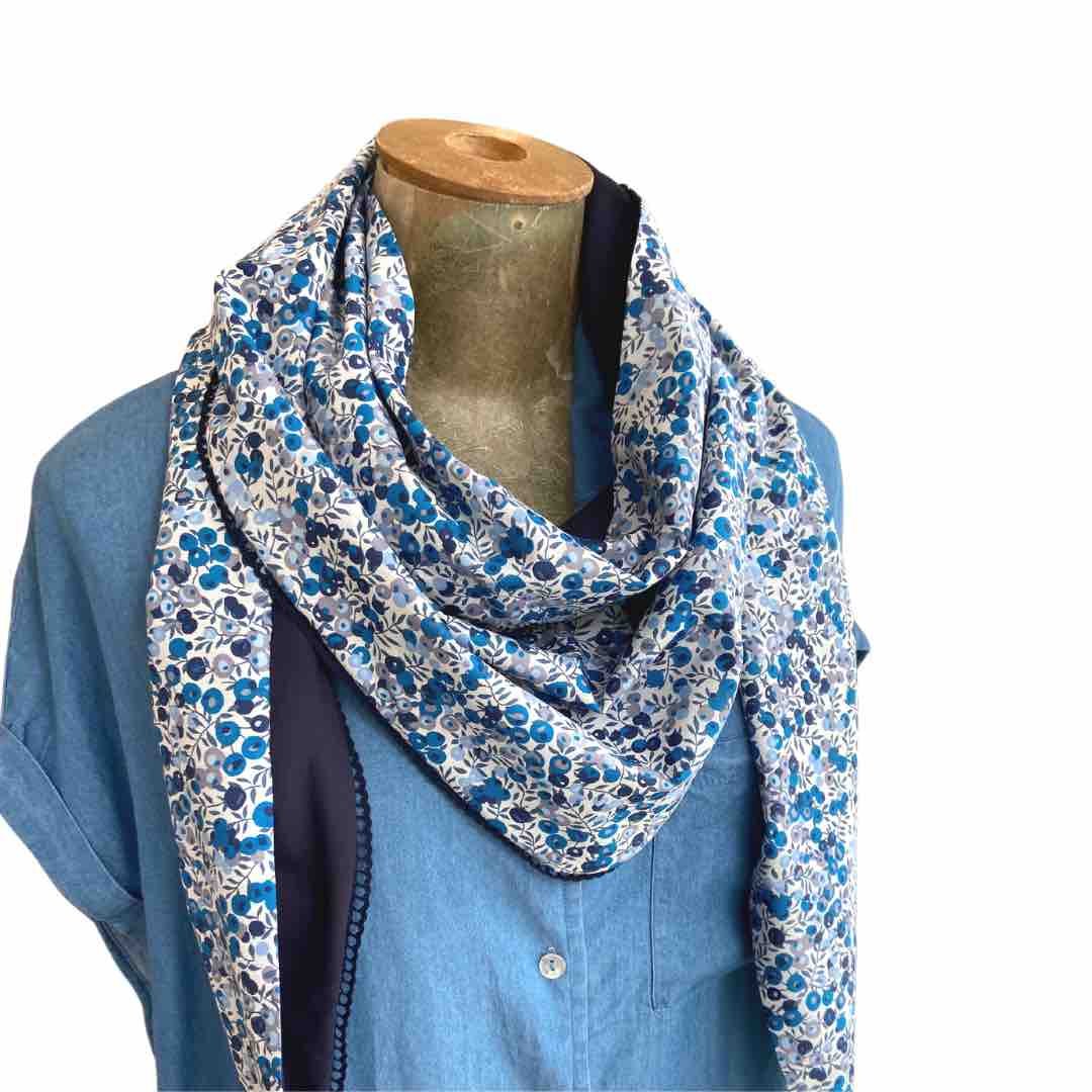 Chèche femme tissu liberty Wiltshire bleu