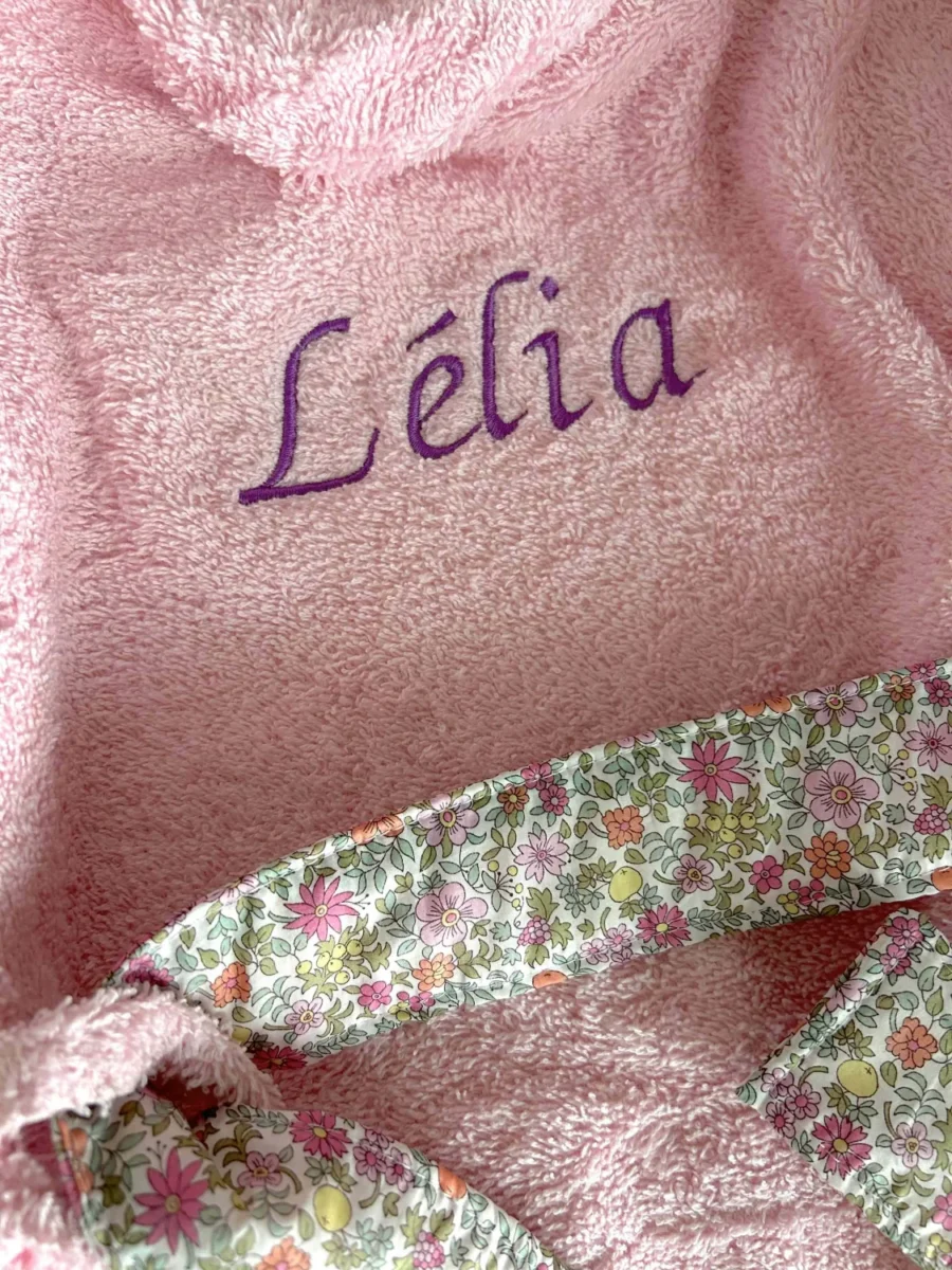 Peignoir enfant rose brodé