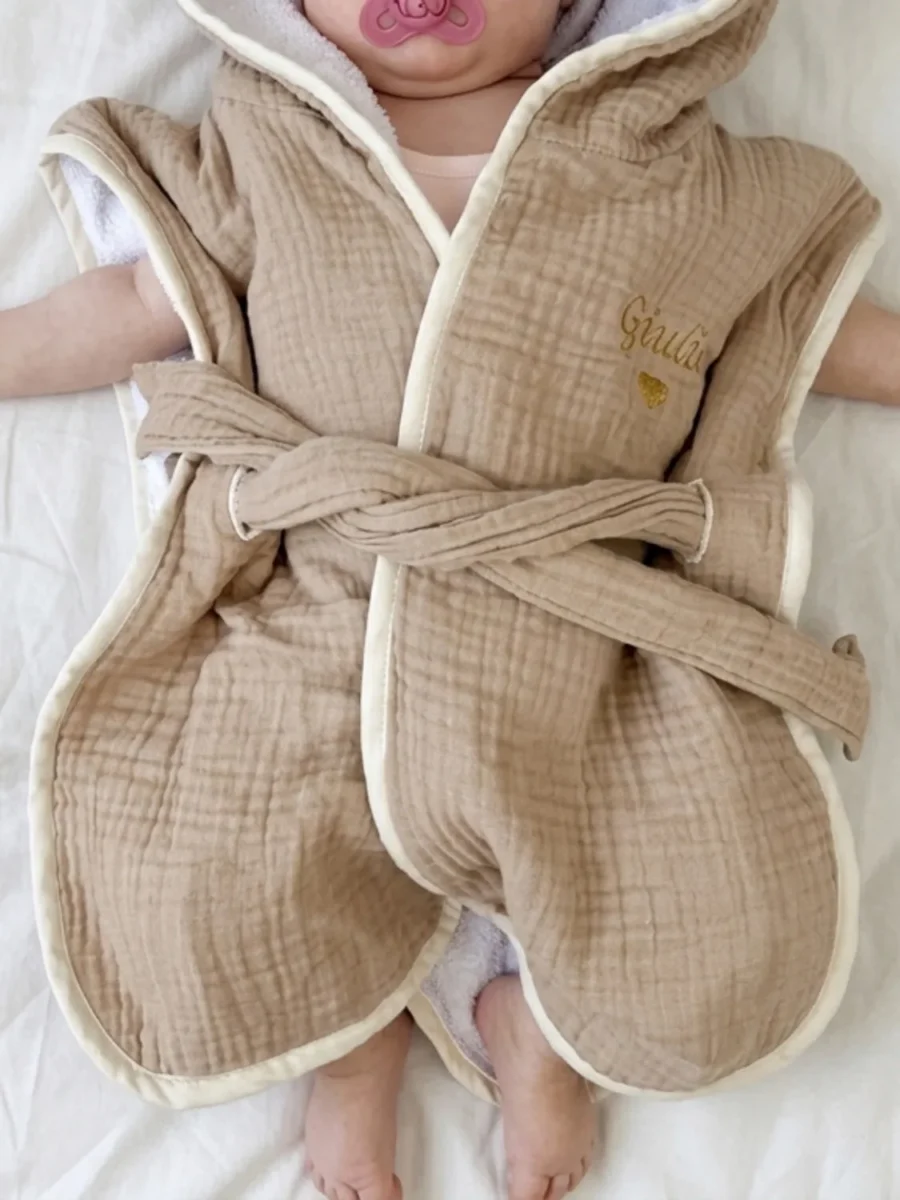 Poncho de bain bébé personnalisé prénom brodé