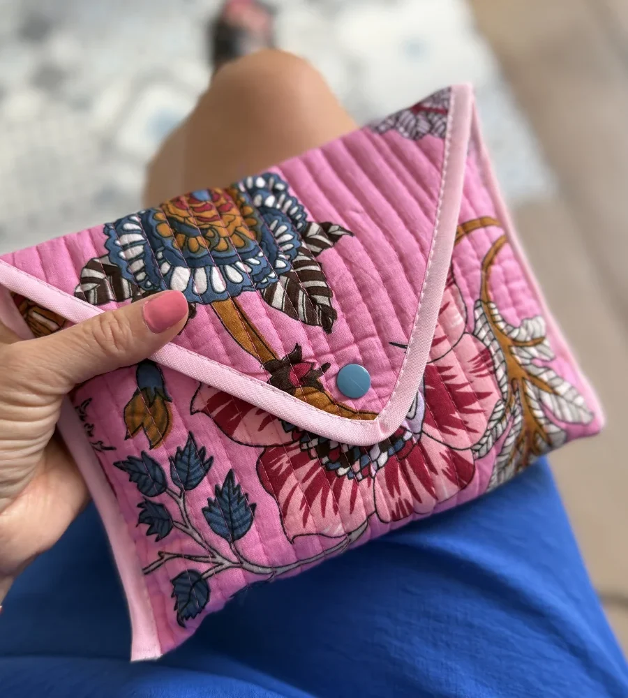 Pochette matelassé en tissu blockprint indien